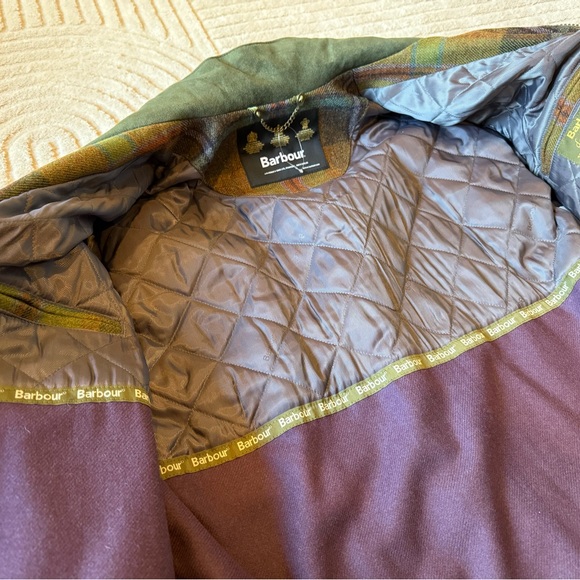 Barbour Tweed Hunting Jacket.  NWT !!! - Picture 14 of 16
